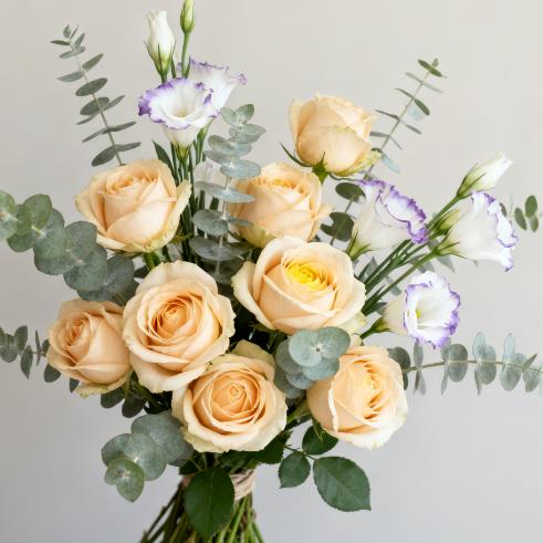 给迷人的表姐送什么花好